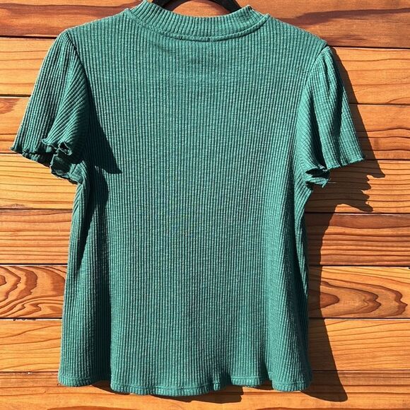 Emerald Green Flowy Top - Picture 6 of 7